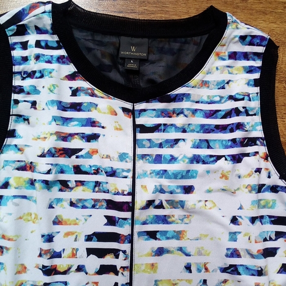 Summer blouse - Picture 2 of 2